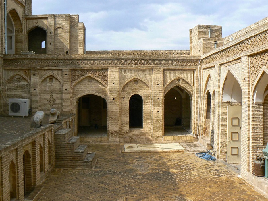 خانه ی تیز نو